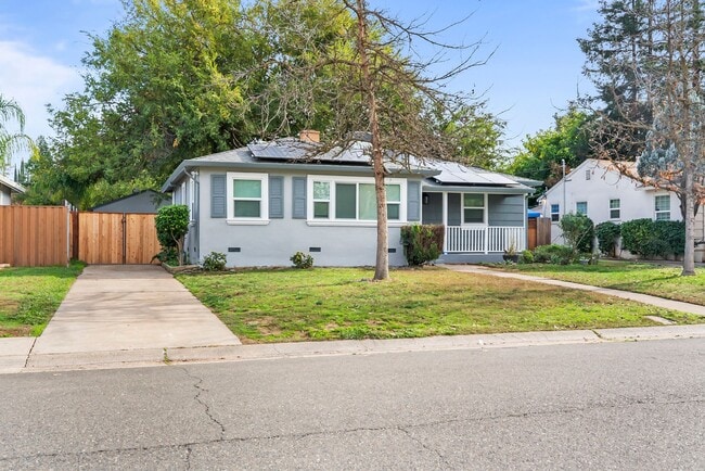 Photo - Charming 3-Bedroom Bungalow with Solar and 2-Car Garage House