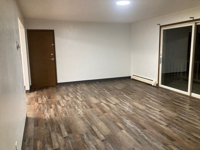 Building Photo - 201 1st Ave NE