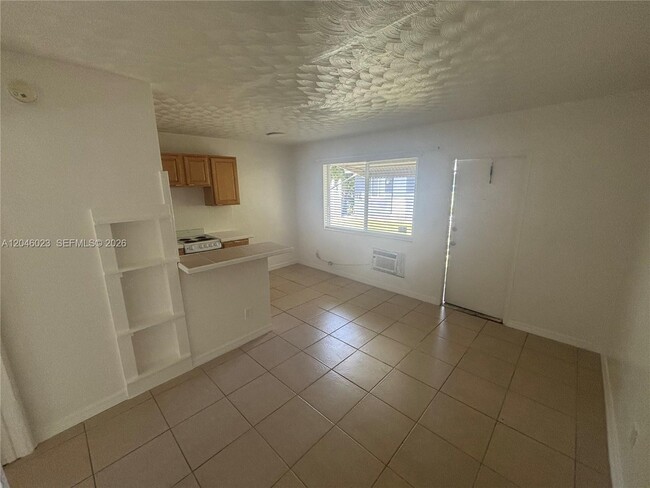Foto del edificio - 1211 NE 6th St