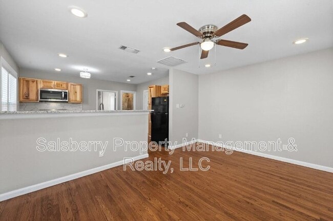 Building Photo - 3772 W 6th St