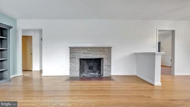 Foto del edificio - 6503 Horseshoe Rd