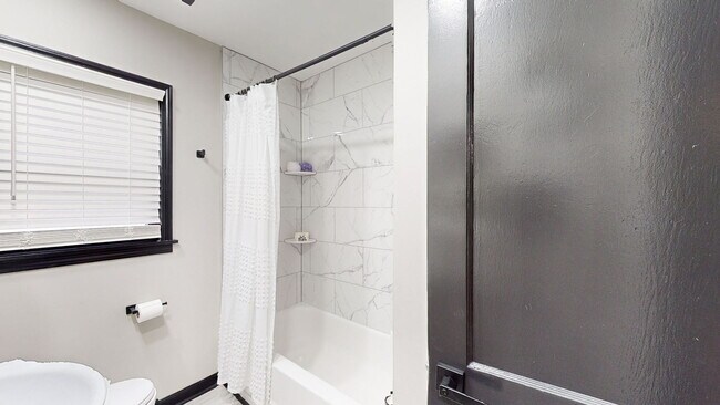 Foto del edificio - 4409 Gatewood Ave
