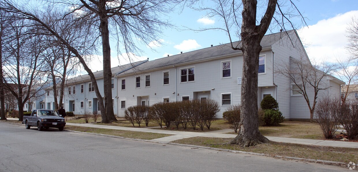 Foto del edificio - Walnut Row Apartments