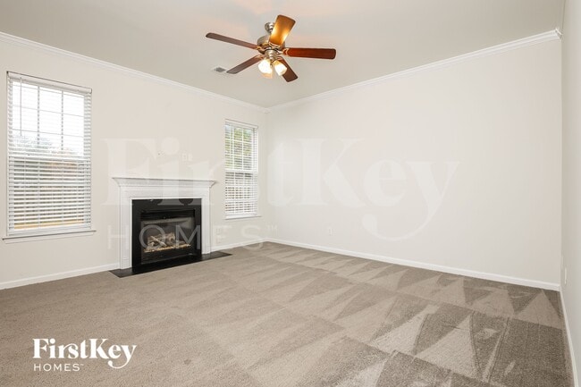 Building Photo - 3357 Middlesboro Ave