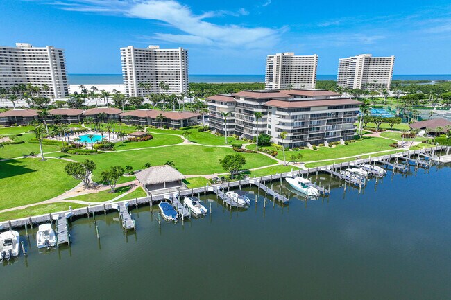 Foto del edificio - 651 Seaview Ct