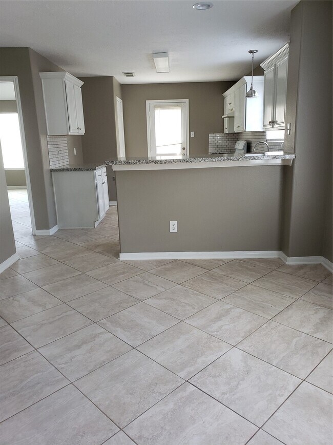 Building Photo - 6803 Highwind Bend Ln