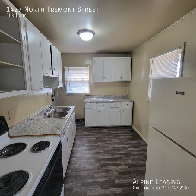 Foto del edificio - 1427 N Tremont St