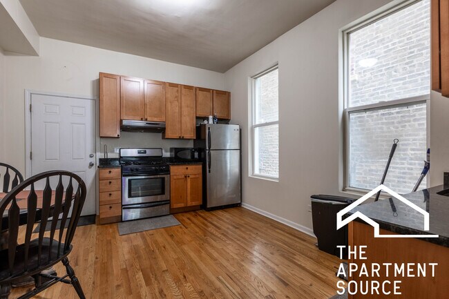 Foto del edificio - 2517 N Ashland Ave