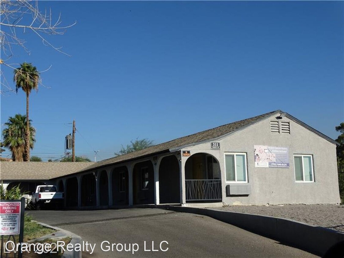 Primary Photo - Studio, 1 bath House - 311 N 16th St #17