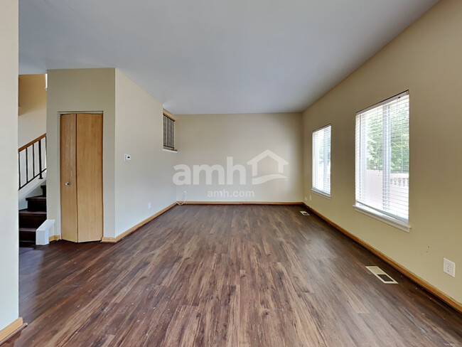 Building Photo - 14017 Emerald Court