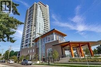 Building Photo - 691 North Rd