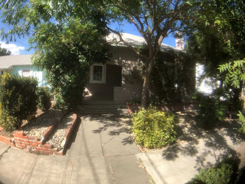 Foto principal - 1015 Beamer St