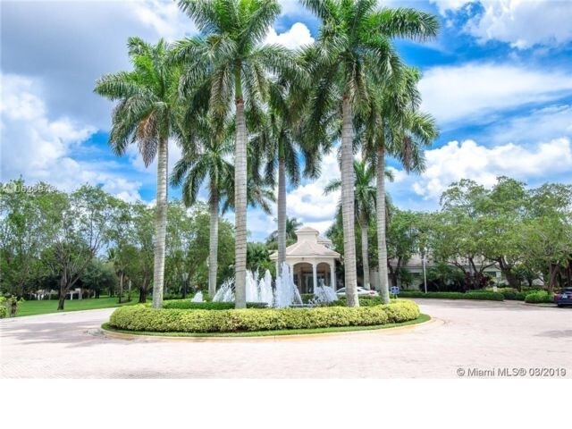 Foto del edificio - 17099 NW 22nd St