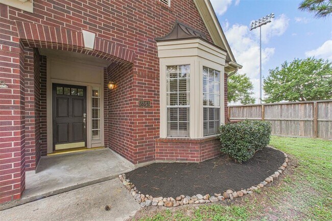 Foto del edificio - 7343 Hazel Cove Dr