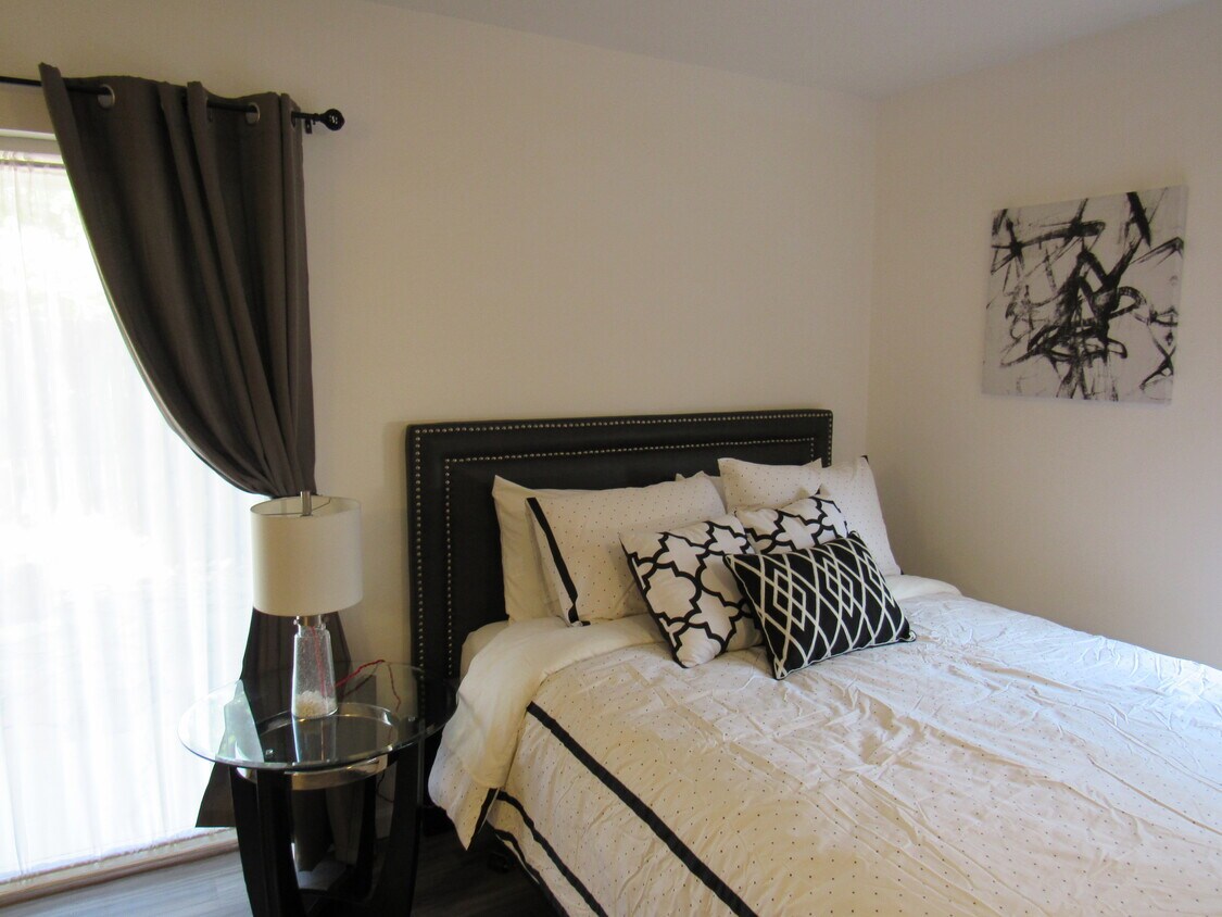 Foto principal - 8301 E Florentine Rd