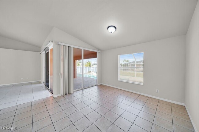 Building Photo - 1205 SW 14th Terrace