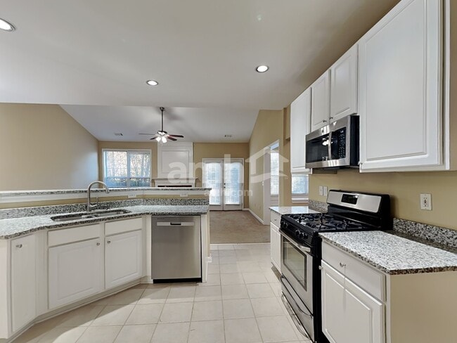 Building Photo - 1735 Trellis Pl