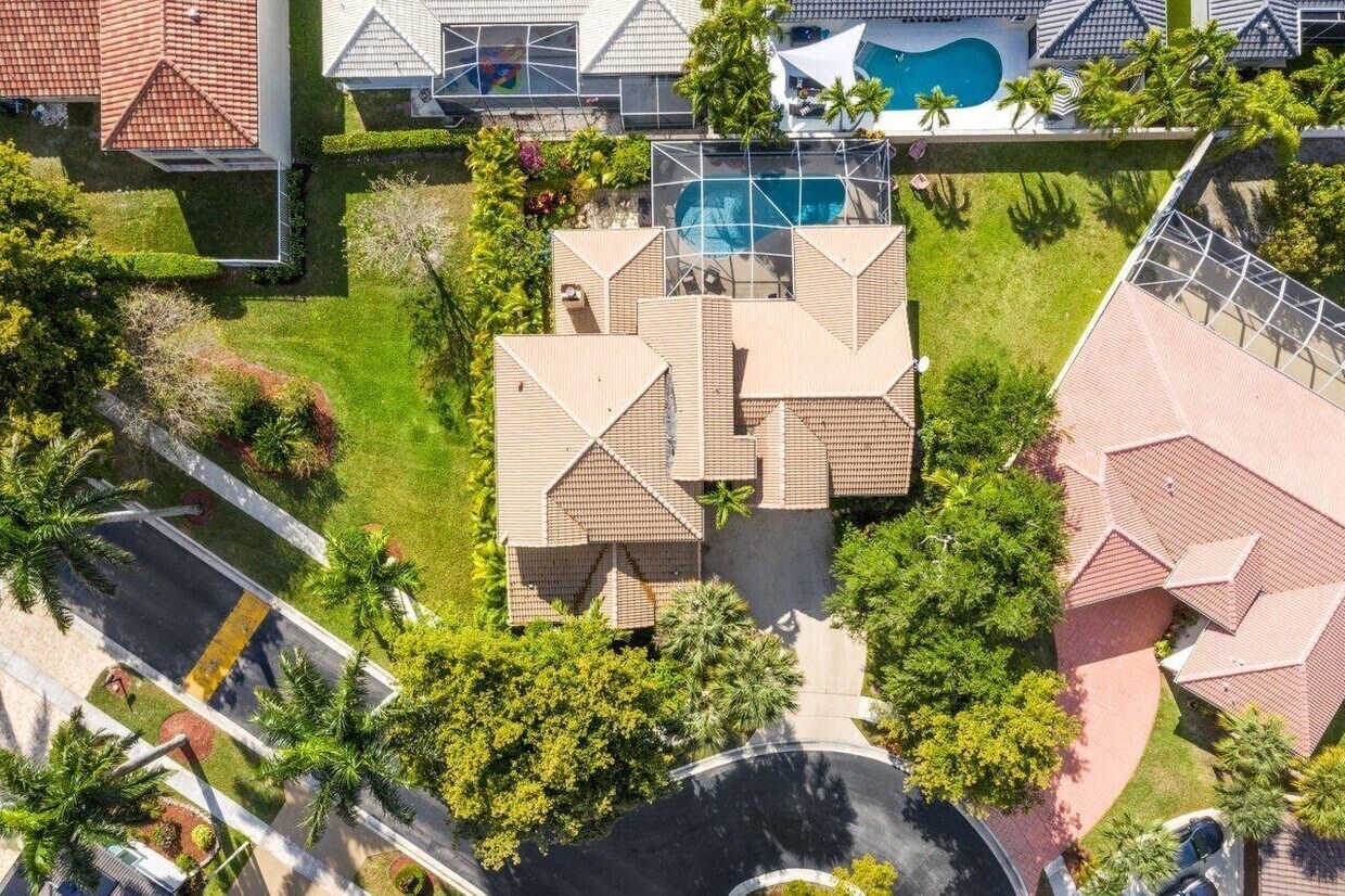 Foto principal - 10921 Haydn Dr
