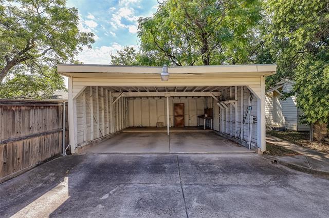 Building Photo - 3619 Watonga St