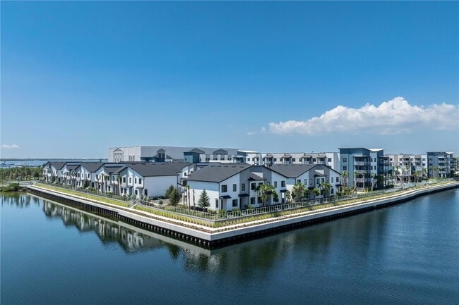 Foto del edificio - 5127 W Tyson Ave