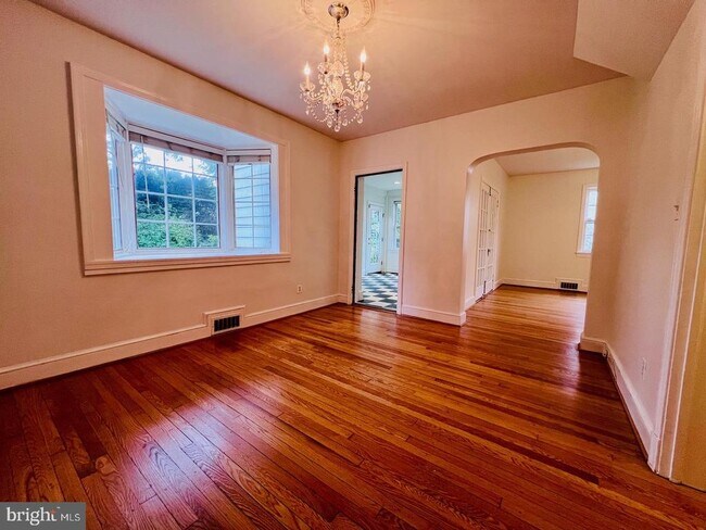 Foto del edificio - 2373 N Quincy St