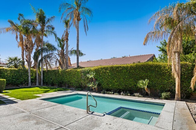 Foto del edificio - 44425 Grand Canyon Ln