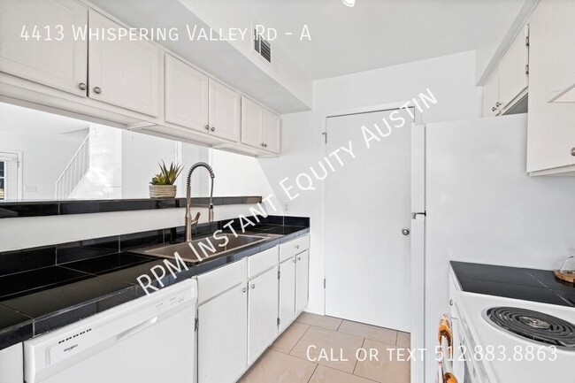 Foto del edificio - 4413 Whispering Valley Dr