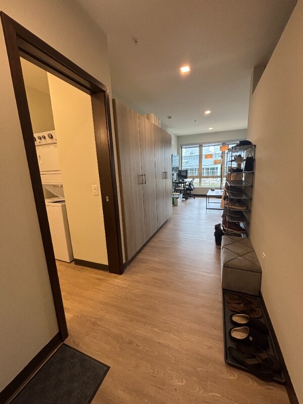 Foto del edificio - 9150 W Watertown Plank Rd