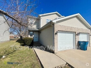 Building Photo - 1407 Adams St