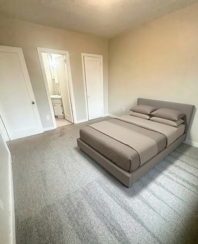 Building Photo - 1309 Wood St