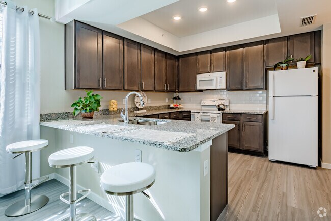 Interior Photo - The Edge at Fort Myers