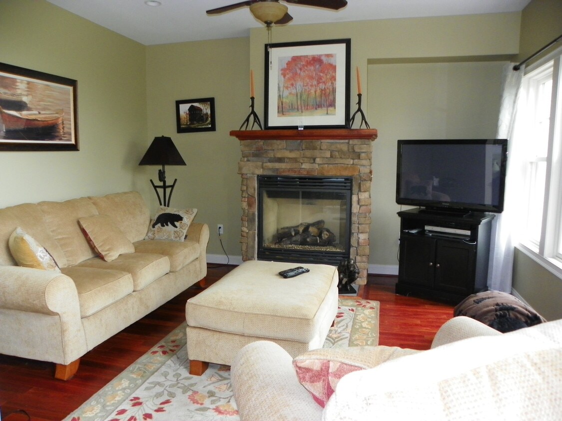 7 Greenscapes Ln, Thornton, NH 03223 Townhome Rentals in Thornton NH