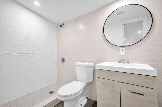 Foto del edificio - 2372 NW 34th St
