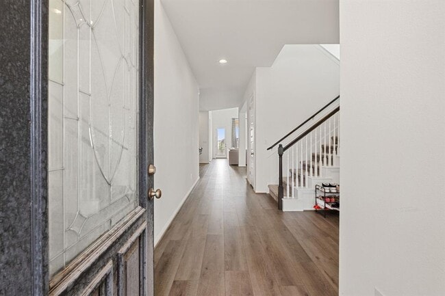 Building Photo - 6520 Verona Pl