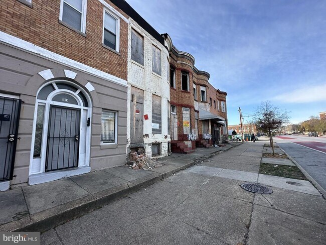 Foto del edificio - 1349 W North Ave