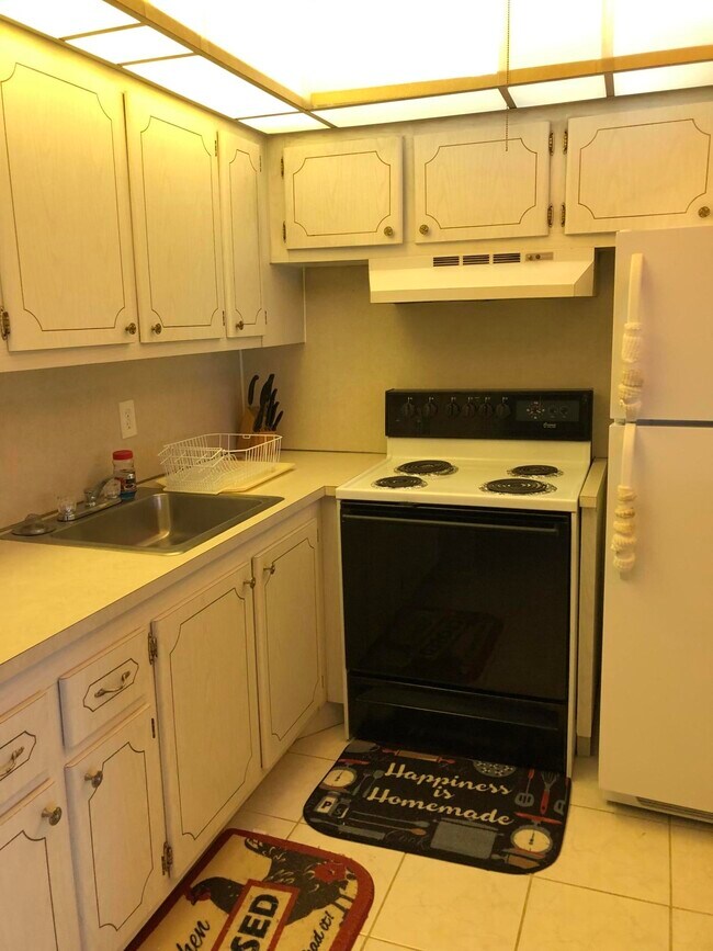 Foto del edificio - 183 Coventry H