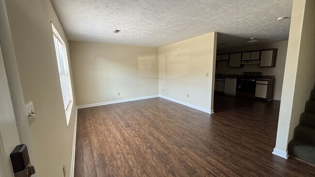 Foto del edificio - 133 Clover Valley Cir