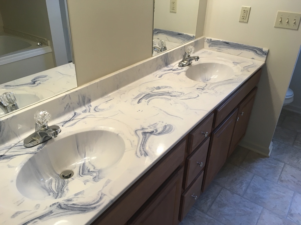 Duel vanity in master bath - 1910 Valley Green Rd