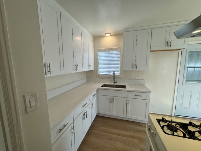 Foto del edificio - 2292 Grand Ave