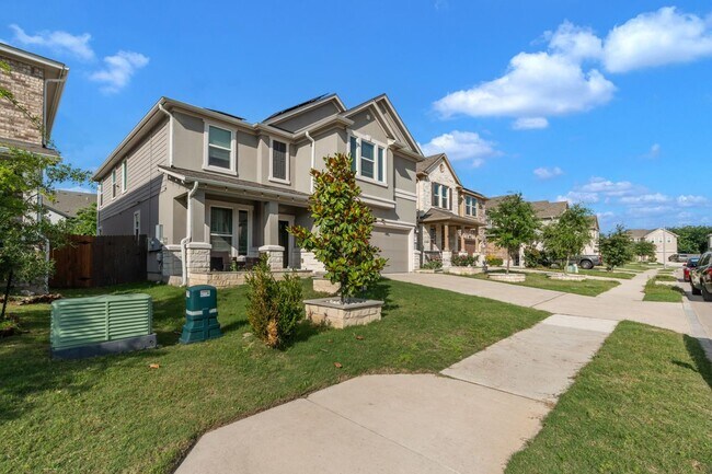 Building Photo - 520 Ayinger Ln