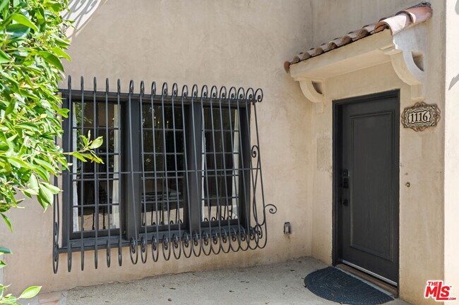 Foto del edificio - 1116 S Highland Ave