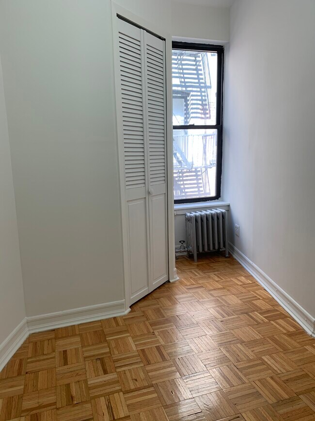 Foto del edificio - 164 Mott St