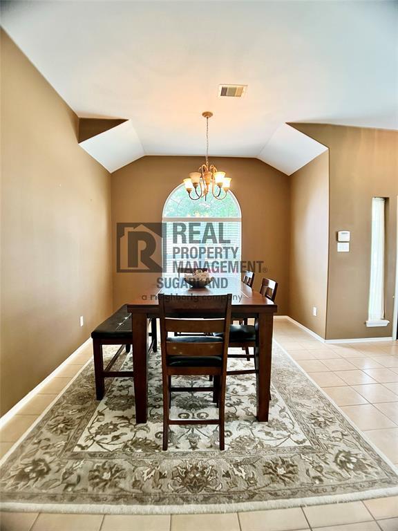 Foto del edificio - 7626 Butler Lakes Ct