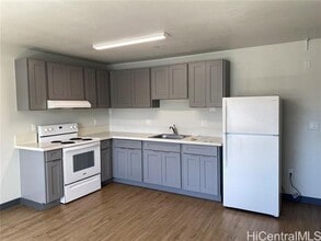 Building Photo - 311 Puuhue Pl