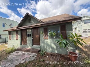 Building Photo - 1665 28th Ave N