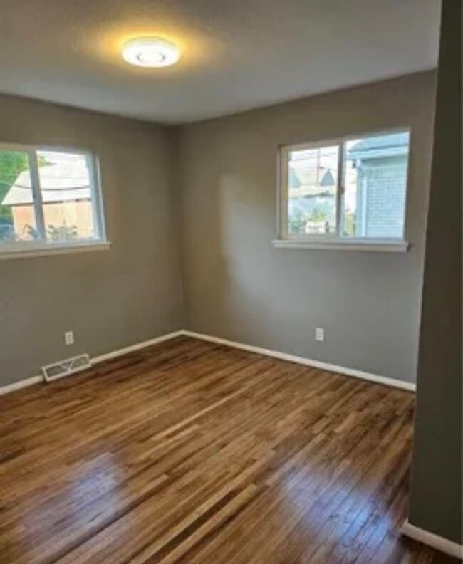 Building Photo - 1205 Liberty St