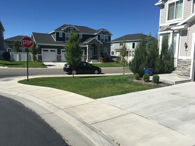 Building Photo - 10981 Nellis Dune Ct