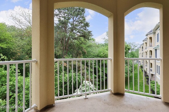 Building Photo - 2211 Xanadu Lane