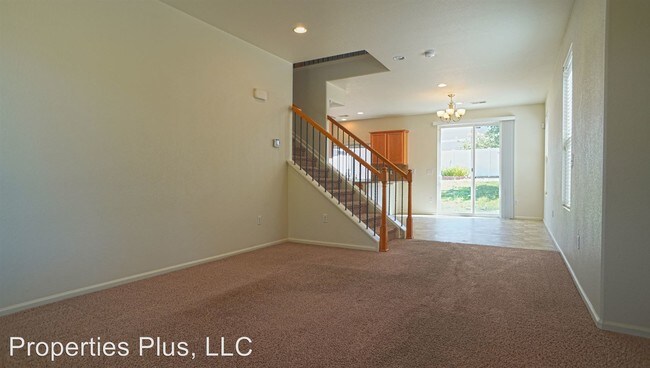 Building Photo - 4 br, 2.5 bath House - 5564 Malaya St