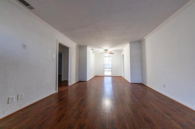 Building Photo - 836 Dent St